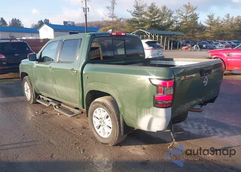 2022 Nissan Frontier Sv 4X4 z USA, uszkodzony, nr VIN 1N6ED1EK1NN680783